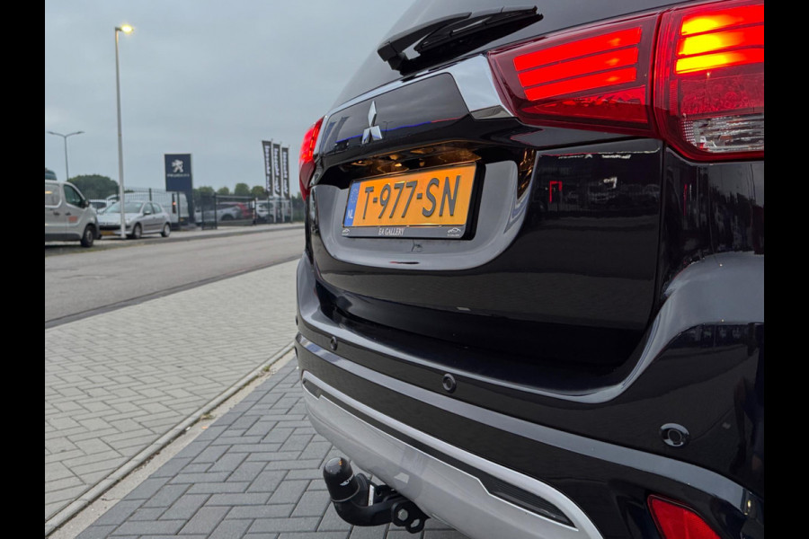 Mitsubishi Outlander 2.4 PHEV S-Edition Black BOMVOL