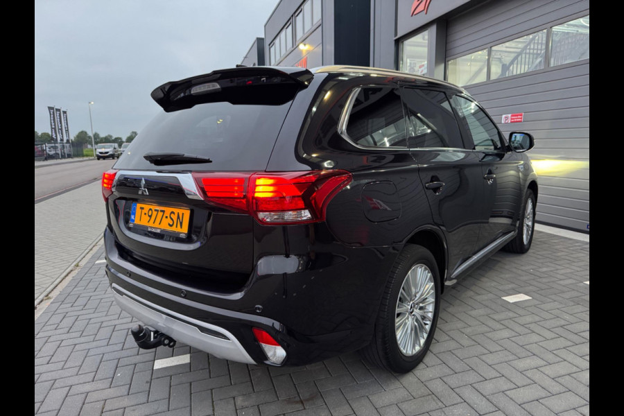 Mitsubishi Outlander 2.4 PHEV S-Edition Black BOMVOL