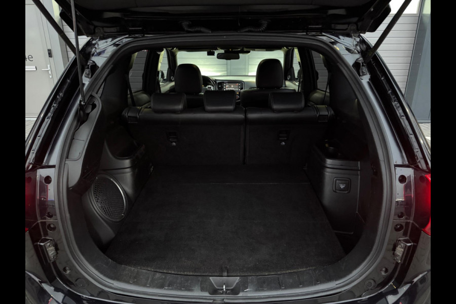 Mitsubishi Outlander 2.4 PHEV S-Edition Black BOMVOL
