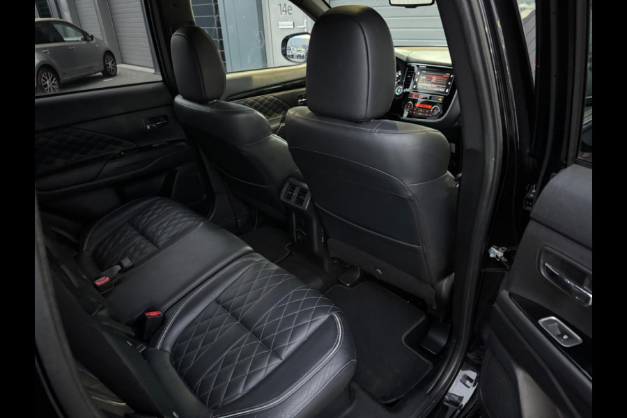 Mitsubishi Outlander 2.4 PHEV S-Edition Black BOMVOL