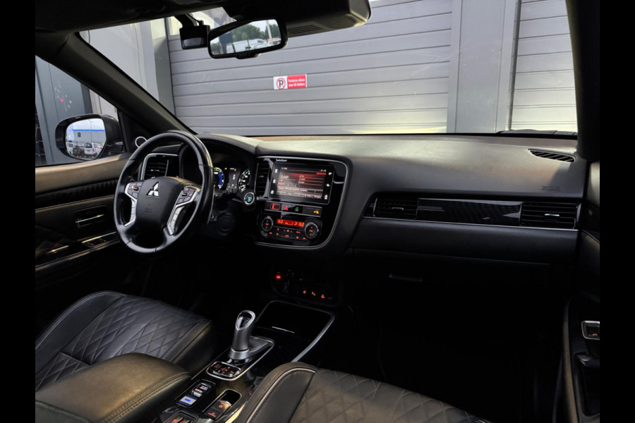 Mitsubishi Outlander 2.4 PHEV S-Edition Black BOMVOL