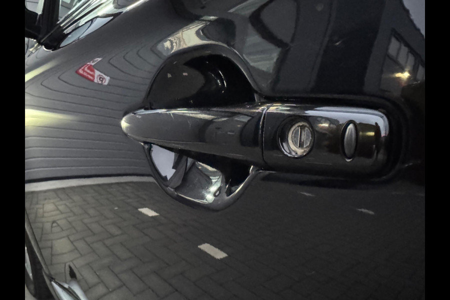 Mitsubishi Outlander 2.4 PHEV S-Edition Black BOMVOL