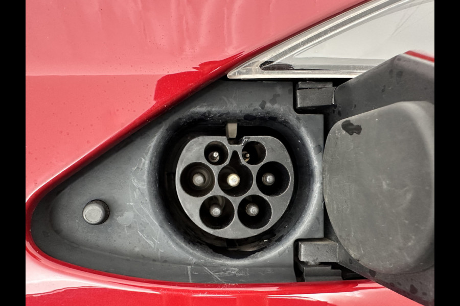 Tesla Model S 100D AWD [ 3-Fase ] ! NEW BATTERY PACK ! Aut. *PANO | LUXURY-LEATHER | AUTO-PILOT | ADAPTIVE-CRUISE | FULL-LED | NAVI-FULLMAP | AIR-SUSPENSION | KEYLESS | TOP-VIEW | CARPLAY | MEMORY-PACK | HEATED-SPORTSEATS | DIGI-COCKPIT | 21"ALU*