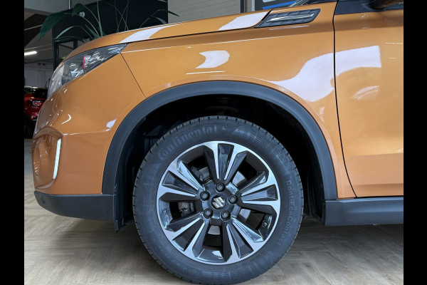Suzuki Vitara 1.4 S AUT | Allgrip | Navi | 17" | Led | ACC | Alcantara | Stoelverwarming | Camera | Afneembare Trekhaak! Dealer onderhouden!