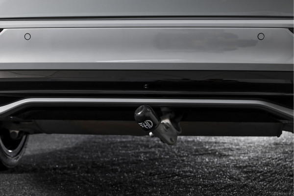 Volvo V60 2.0 T6 Plug-in hybrid AWD Ultra Dark - Automaat | S/K-Panodak | Dig. Cockpit | Adapt. Cruise | Stoel-+Stuurverw. | PDC | 360 Camera | NAV + App. Connect | ECC | Elek. Klep | LM 19" | 9589