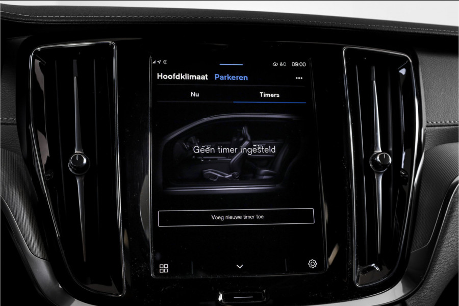 Volvo V60 2.0 T6 Plug-in hybrid AWD Ultra Dark - Automaat | S/K-Panodak | Dig. Cockpit | Adapt. Cruise | Stoel-+Stuurverw. | PDC | 360 Camera | NAV + App. Connect | ECC | Elek. Klep | LM 19" | 9589