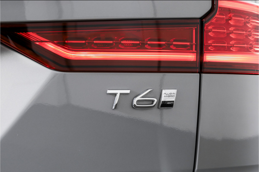 Volvo V60 2.0 T6 Plug-in hybrid AWD Ultra Dark - Automaat | S/K-Panodak | Dig. Cockpit | Adapt. Cruise | Stoel-+Stuurverw. | PDC | 360 Camera | NAV + App. Connect | ECC | Elek. Klep | LM 19" | 9589