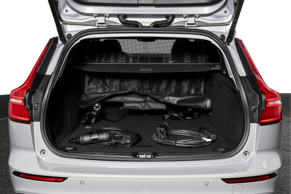 Volvo V60 2.0 T6 Plug-in hybrid AWD Ultra Dark - Automaat | S/K-Panodak | Dig. Cockpit | Adapt. Cruise | Stoel-+Stuurverw. | PDC | 360 Camera | NAV + App. Connect | ECC | Elek. Klep | LM 19" | 9589