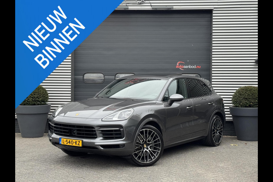 Porsche Cayenne 2.9 S 441 PK | Sport Chrono | Panoramadak | Camera | 22 Inch Lichtmetalen Velgen | Sport Uitlaat |