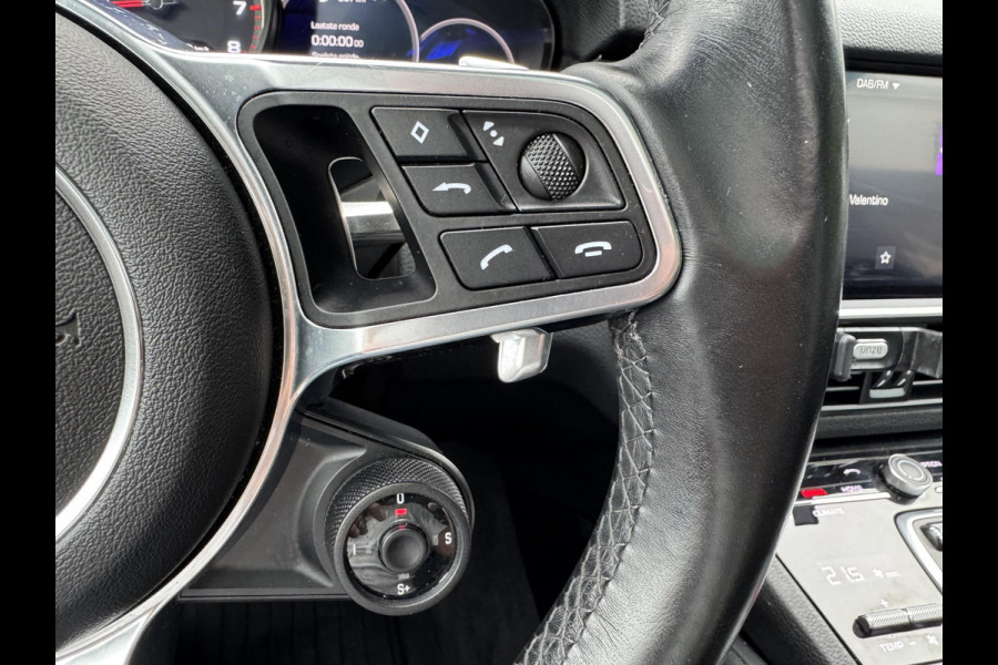 Porsche Cayenne 2.9 S 441 PK | Sport Chrono | Panoramadak | Camera | 22 Inch Lichtmetalen Velgen | Sport Uitlaat |