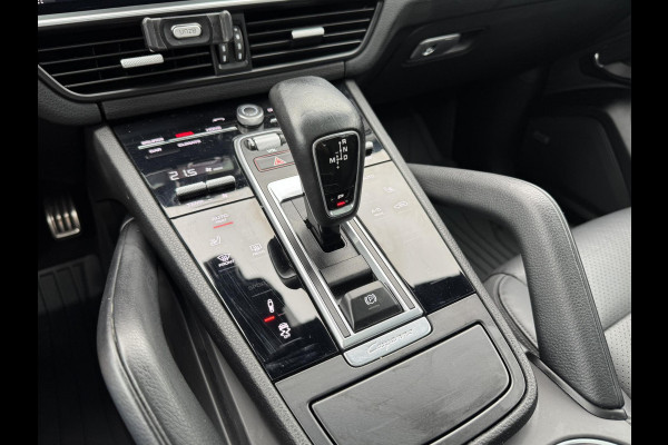 Porsche Cayenne 2.9 S 441 PK | Sport Chrono | Panoramadak | Camera | 22 Inch Lichtmetalen Velgen | Sport Uitlaat |