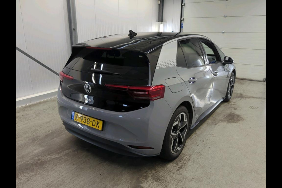 Volkswagen ID.3 First Plus 58 kWh Airco ECC Navi Carplay Adaptive Cruise control 18" LM Velgen Full LED Stoelverwarming PDC VA + Camera