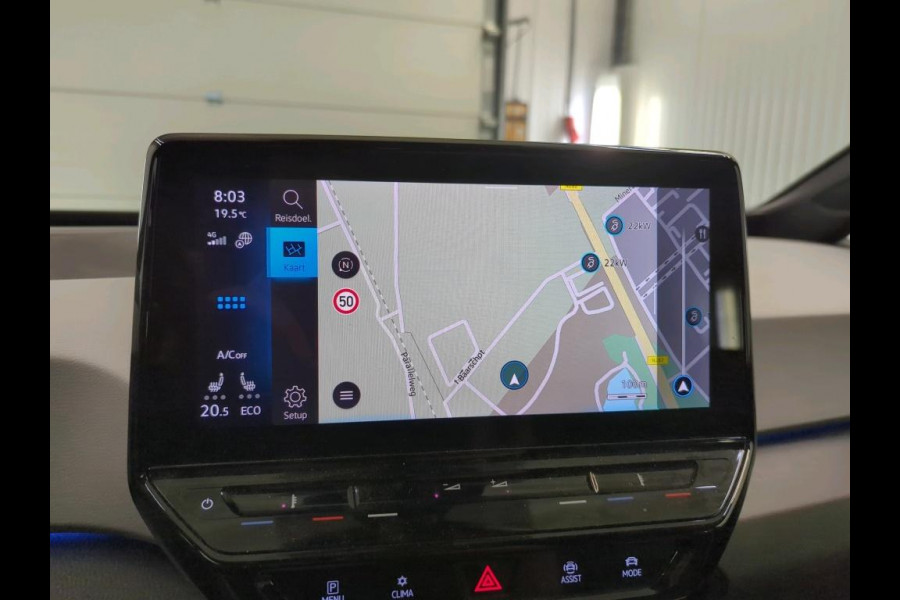 Volkswagen ID.3 First Plus 58 kWh Airco ECC Navi Carplay Adaptive Cruise control 18" LM Velgen Full LED Stoelverwarming PDC VA + Camera