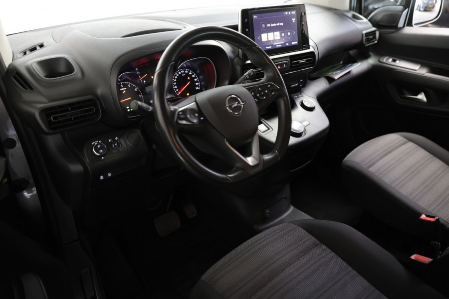 Opel Combo 1.5 Turbo Innovation 7 ZITTER THAAK 360 Camera Side Assist Lane assist Clima Carplay '22