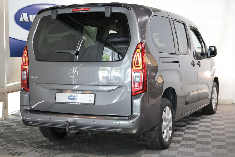 Opel Combo 1.5 Turbo Innovation 7 ZITTER THAAK 360 Camera Side Assist Lane assist Clima Carplay '22