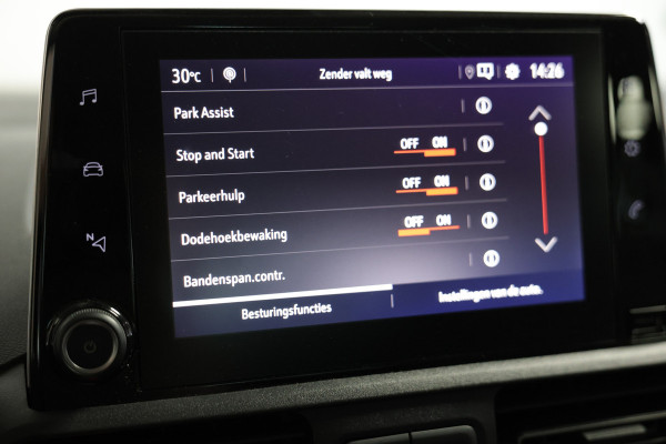 Opel Combo 1.5 Turbo Innovation 7 ZITTER THAAK 360 Camera Side Assist Lane assist Clima Carplay '22