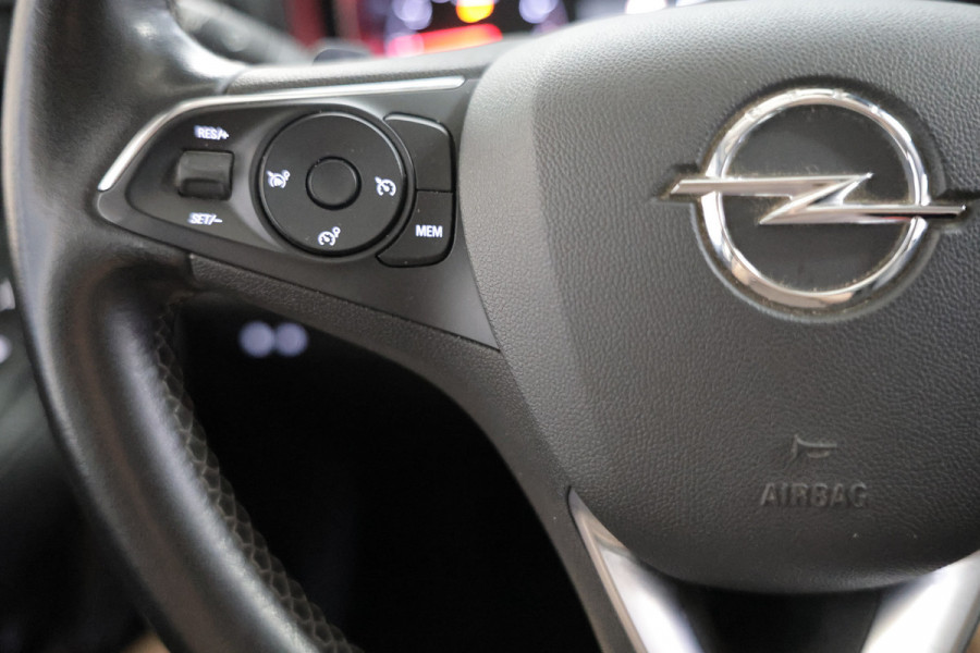 Opel Combo 1.5 Turbo Innovation 7 ZITTER THAAK 360 Camera Side Assist Lane assist Clima Carplay '22