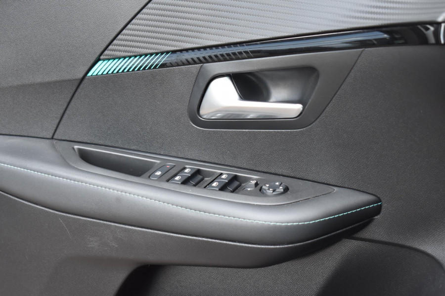 Peugeot 208 1.2 PureTech 100 PK Allure | Trekhaak | Carplay | Panodak | Incl. garantie