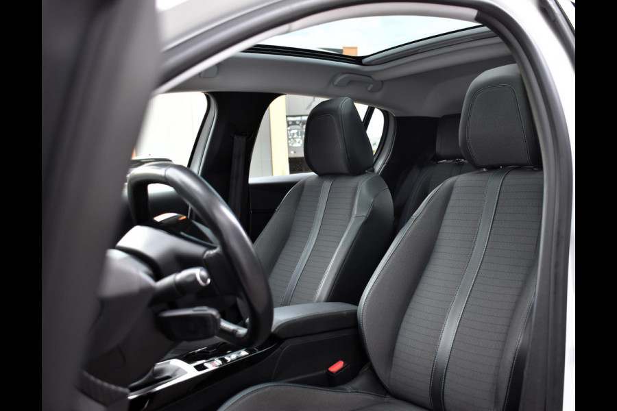 Peugeot 208 1.2 PureTech 100 PK Allure | Trekhaak | Carplay | Panodak | Incl. garantie