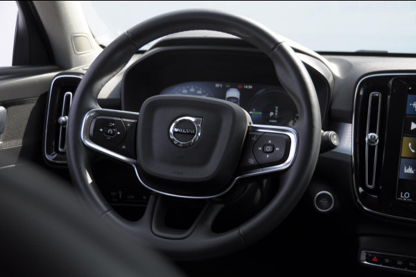 Volvo XC40 T4 211PK Automaat Recharge Inscription Expression / Lederen Bekleding / Cruise control / Elektrische achterklep / Parkeersensoren met camera / Apple carplay /