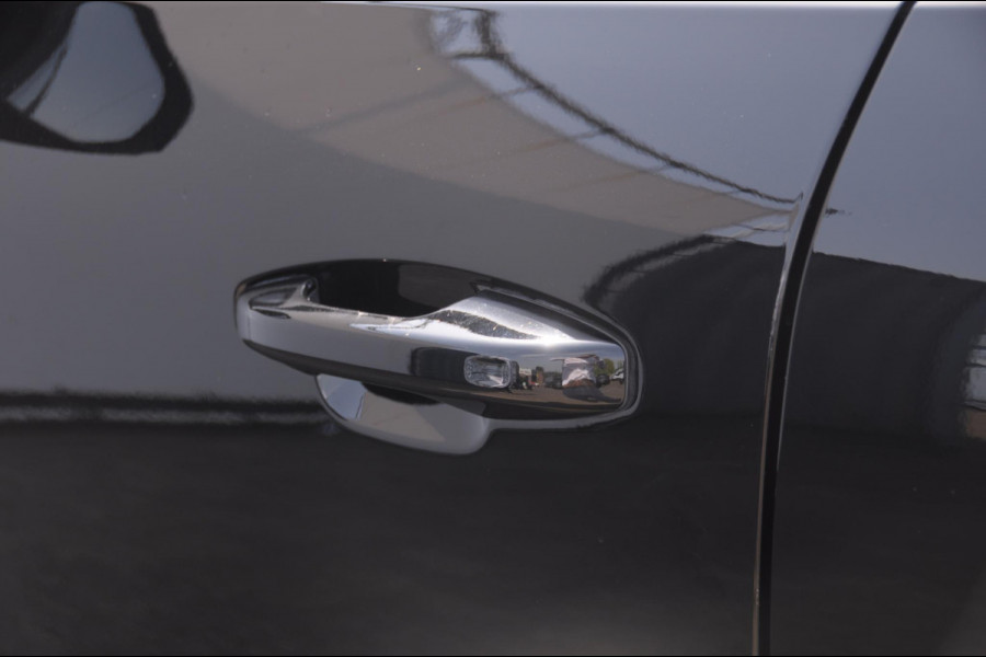 Volvo XC40 T4 211PK Automaat Recharge Inscription Expression / Lederen Bekleding / Cruise control / Elektrische achterklep / Parkeersensoren met camera / Apple carplay /