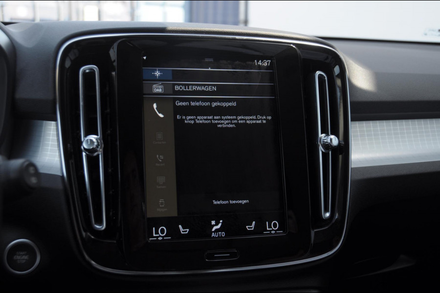 Volvo XC40 T4 211PK Automaat Recharge Inscription Expression / Lederen Bekleding / Cruise control / Elektrische achterklep / Parkeersensoren met camera / Apple carplay /