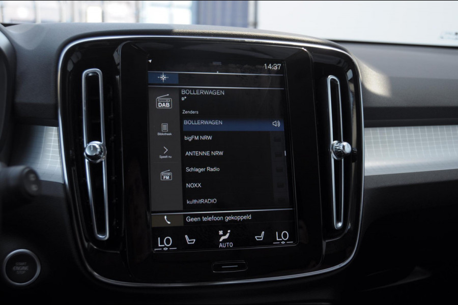 Volvo XC40 T4 211PK Automaat Recharge Inscription Expression / Lederen Bekleding / Cruise control / Elektrische achterklep / Parkeersensoren met camera / Apple carplay /