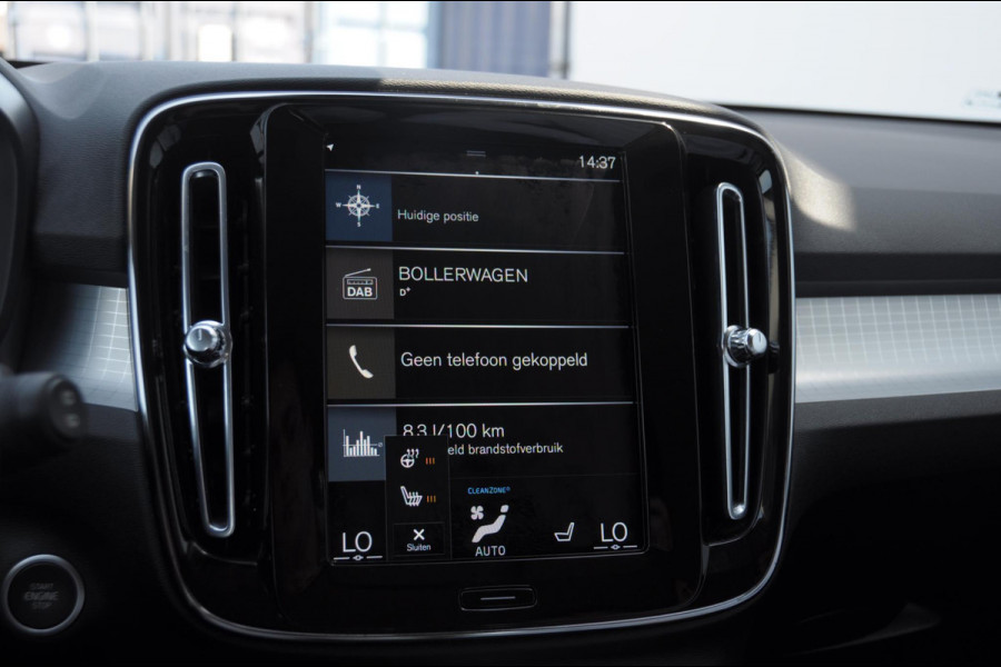 Volvo XC40 T4 211PK Automaat Recharge Inscription Expression / Lederen Bekleding / Cruise control / Elektrische achterklep / Parkeersensoren met camera / Apple carplay /