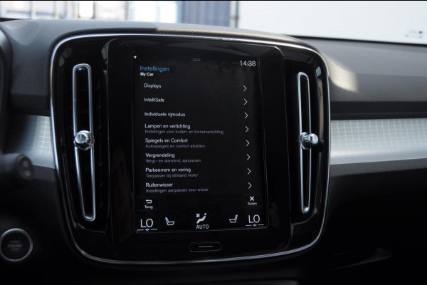 Volvo XC40 T4 211PK Automaat Recharge Inscription Expression / Lederen Bekleding / Cruise control / Elektrische achterklep / Parkeersensoren met camera / Apple carplay /