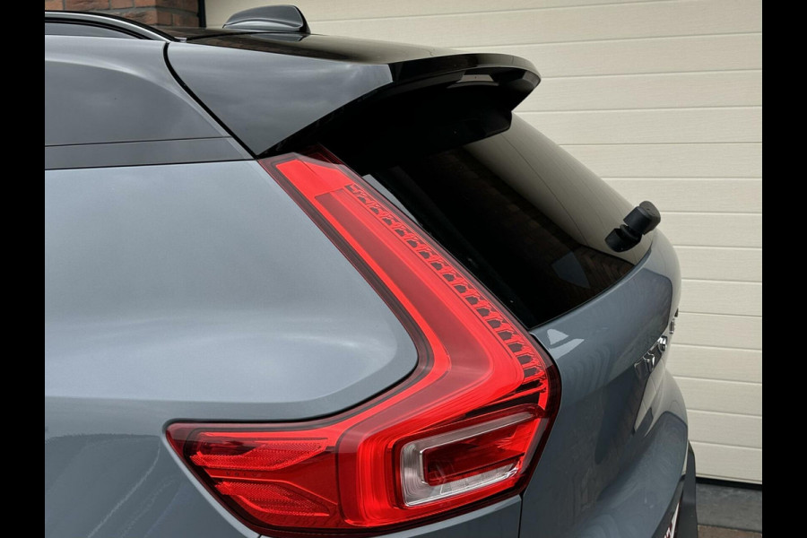 Volvo XC40 1.5 T2 R-Design Clima Carplay LED Navi 20"
