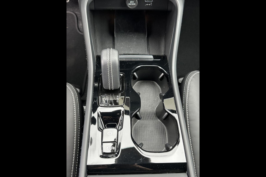 Volvo XC40 1.5 T2 R-Design Clima Carplay LED Navi 20"