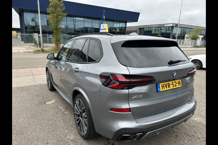 BMW X5 xDrive50e M-Sport 22'' Panodak Headup Harman Kardon