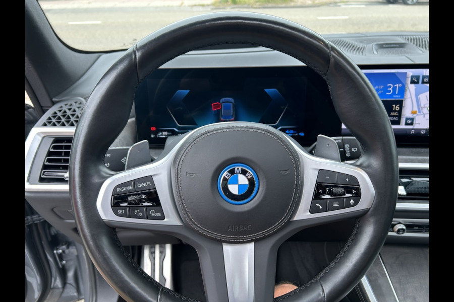 BMW X5 xDrive50e M-Sport 22'' Panodak Headup Harman Kardon