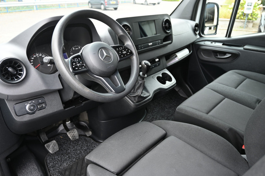 Mercedes-Benz Sprinter 315 CDI L2H2 3500 kg Trekhaak, MBUX navigatie en camera, Standkachel