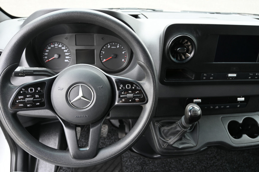 Mercedes-Benz Sprinter 315 CDI L2H2 3500 kg Trekhaak, MBUX navigatie en camera, Standkachel