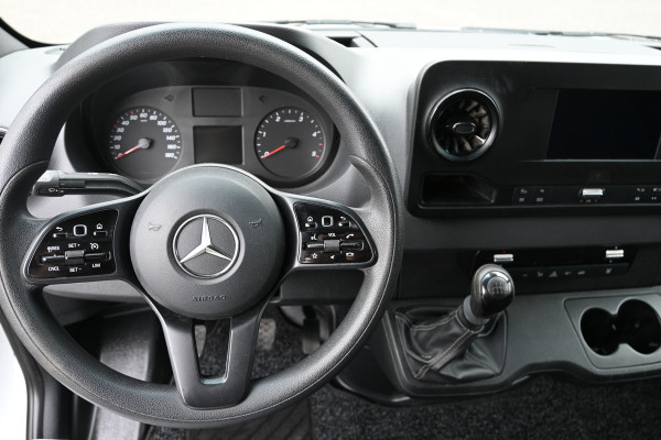 Mercedes-Benz Sprinter 315 CDI L2H2 3500 kg Trekhaak, MBUX navigatie en camera, Standkachel