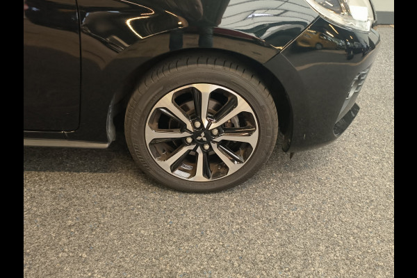 Mitsubishi Space Star 1.2 Instyle AUTOMAAT uit 2022 Rijklaar + 12 maanden Bovag-garantie Henk Jongen Auto's in Helmond,  al 50 jaar service zoals 't hoort!