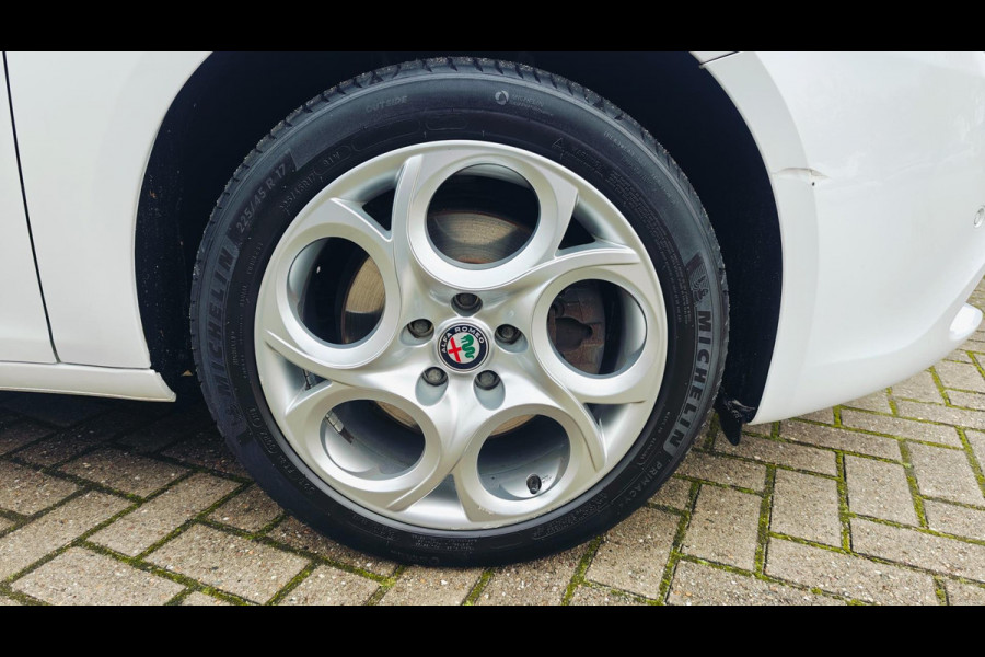 Alfa Romeo Giulietta 1.4 Turbo MultiAir Super