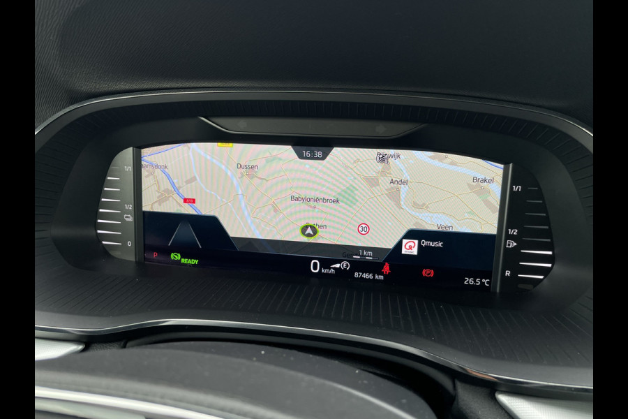 Škoda Octavia Combi 1.4 TSI iV PHEV Business Edition | Trekhaak | Head-Up | Carplay | LED | Sfeerverl. | Camera | Memory