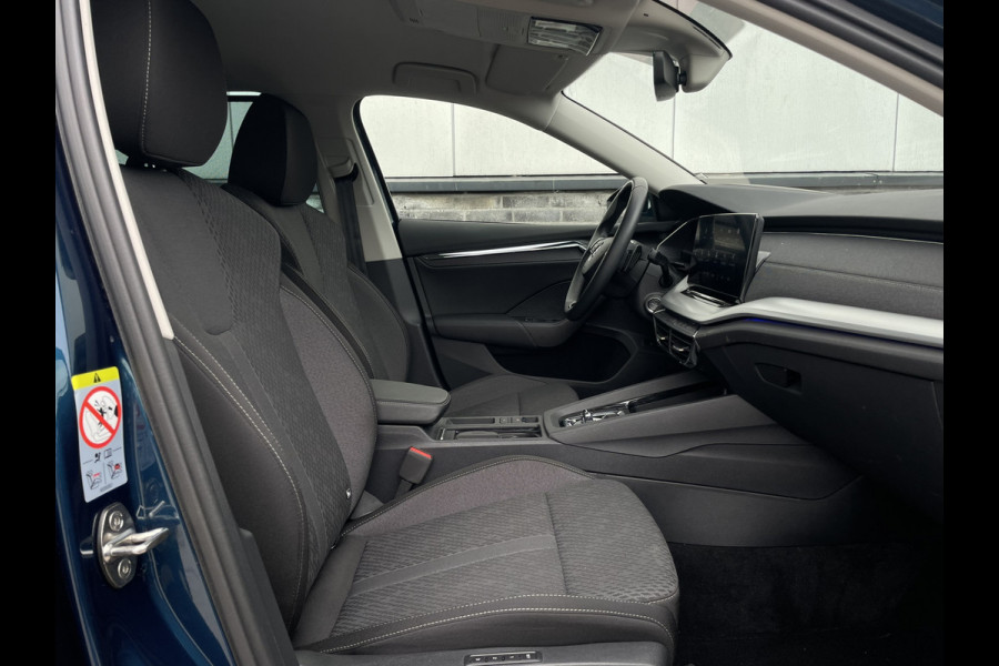 Škoda Octavia Combi 1.4 TSI iV PHEV Business Edition | Trekhaak | Head-Up | Carplay | LED | Sfeerverl. | Camera | Memory