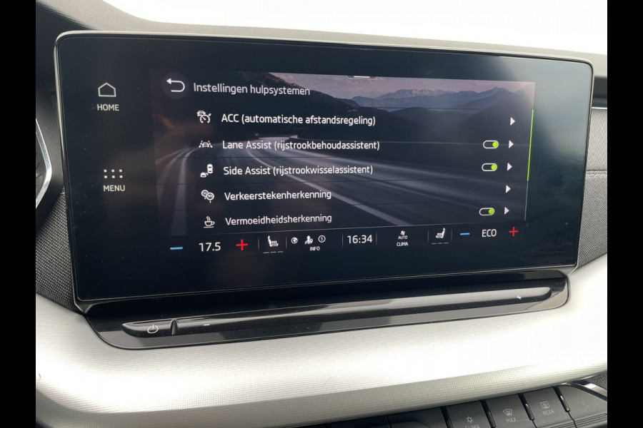 Škoda Octavia Combi 1.4 TSI iV PHEV Business Edition | Trekhaak | Head-Up | Carplay | LED | Sfeerverl. | Camera | Memory