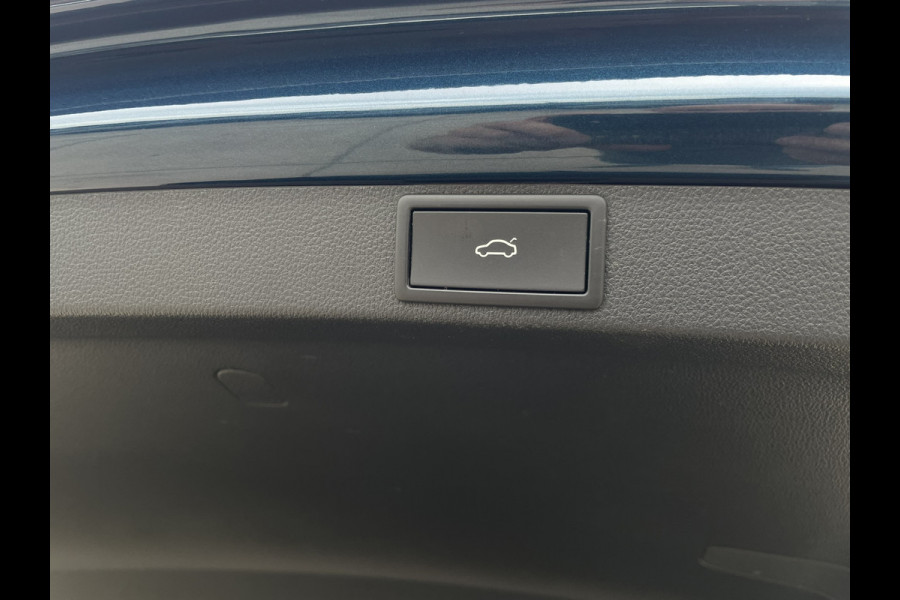 Škoda Octavia Combi 1.4 TSI iV PHEV Business Edition | Trekhaak | Head-Up | Carplay | LED | Sfeerverl. | Camera | Memory