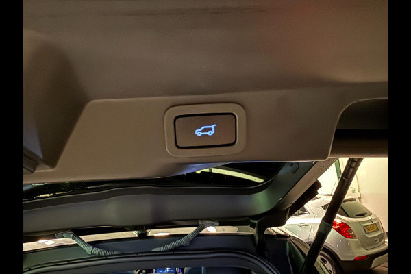 Land Rover Range Rover Sport P400e Autobiography Dynamic BLACK-EDITION 404PK FULL-OPTION!! Land Rover Range Rover Sport P400e Autobiography Dynamic BLACK-EDITION 404PK FULL-OPTION!!