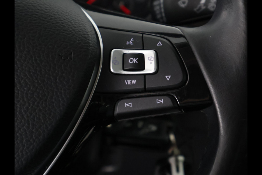 Volkswagen T-Roc 1.5 TSI Style | Apple Carplay & AndroidAUTO | Cruise Control | Camera | Parkeersensoren |