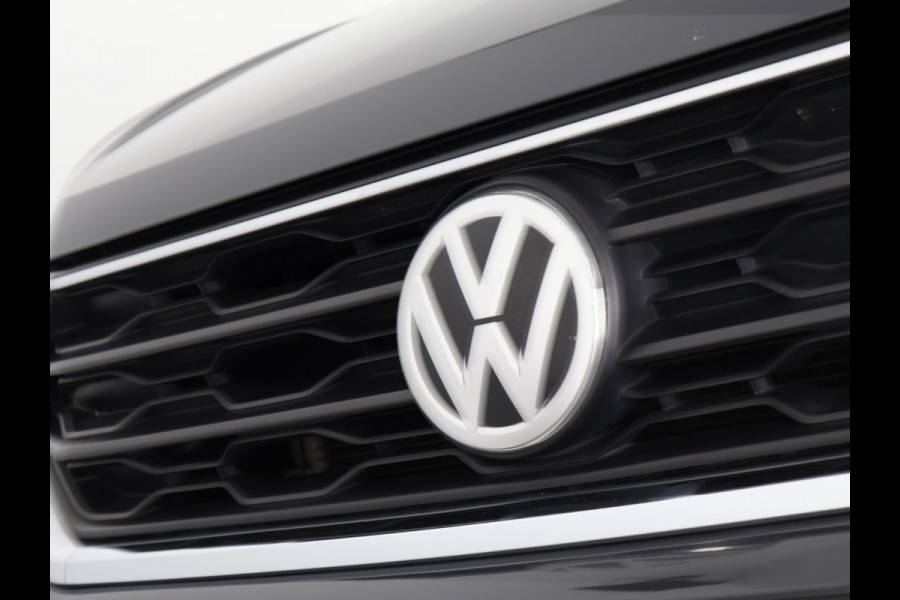 Volkswagen T-Roc 1.5 TSI Style | Apple Carplay & AndroidAUTO | Cruise Control | Camera | Parkeersensoren |