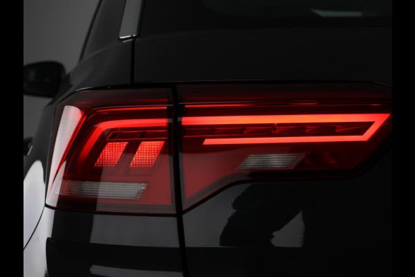 Volkswagen T-Roc 1.5 TSI Style | Apple Carplay & AndroidAUTO | Cruise Control | Camera | Parkeersensoren |