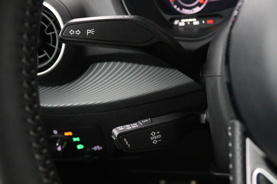 Audi Q2 1.4 TFSI CoD Launch Edition (PANORAMADAK, DIGITALE COCKPIT, CRUISE CONTROL, NAVIGATIE, STOELVERWARMING, PARKEERSENSOREN)