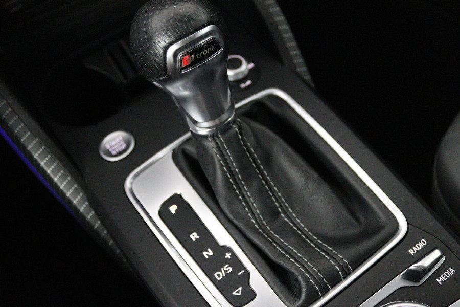 Audi Q2 1.4 TFSI CoD Launch Edition (PANORAMADAK, DIGITALE COCKPIT, CRUISE CONTROL, NAVIGATIE, STOELVERWARMING, PARKEERSENSOREN)