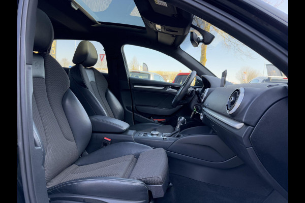 Audi A3 Sportback 35 TFSI Advance Sport S-Line,150pk,Schuifdak,1e Eigenaar,Navi,Virtual Cockpit,Clima,Cruise,N.A.P,APK tot 02-2026