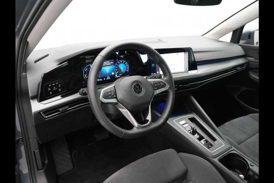 Volkswagen Golf 1.4 eHybrid 204pk Style Navigatie Pdc Massage Acc 54
